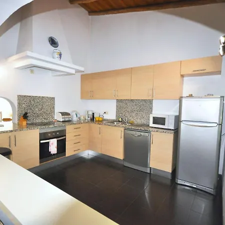 Holiday home Comfortable And Spacious, 4 Bedroom Traditional Almancil