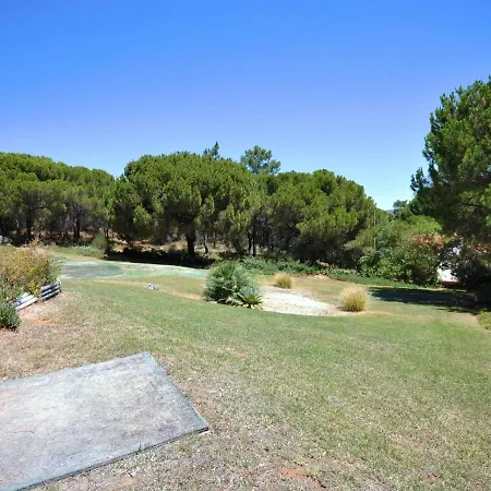 In With Pool And Golf Semesterbostad